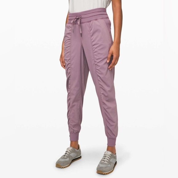 Lululemon Dance Studio Jogger Mid-Rise Frosted Mulberry Athletic Pants Size 8 - Picture 16 of 16